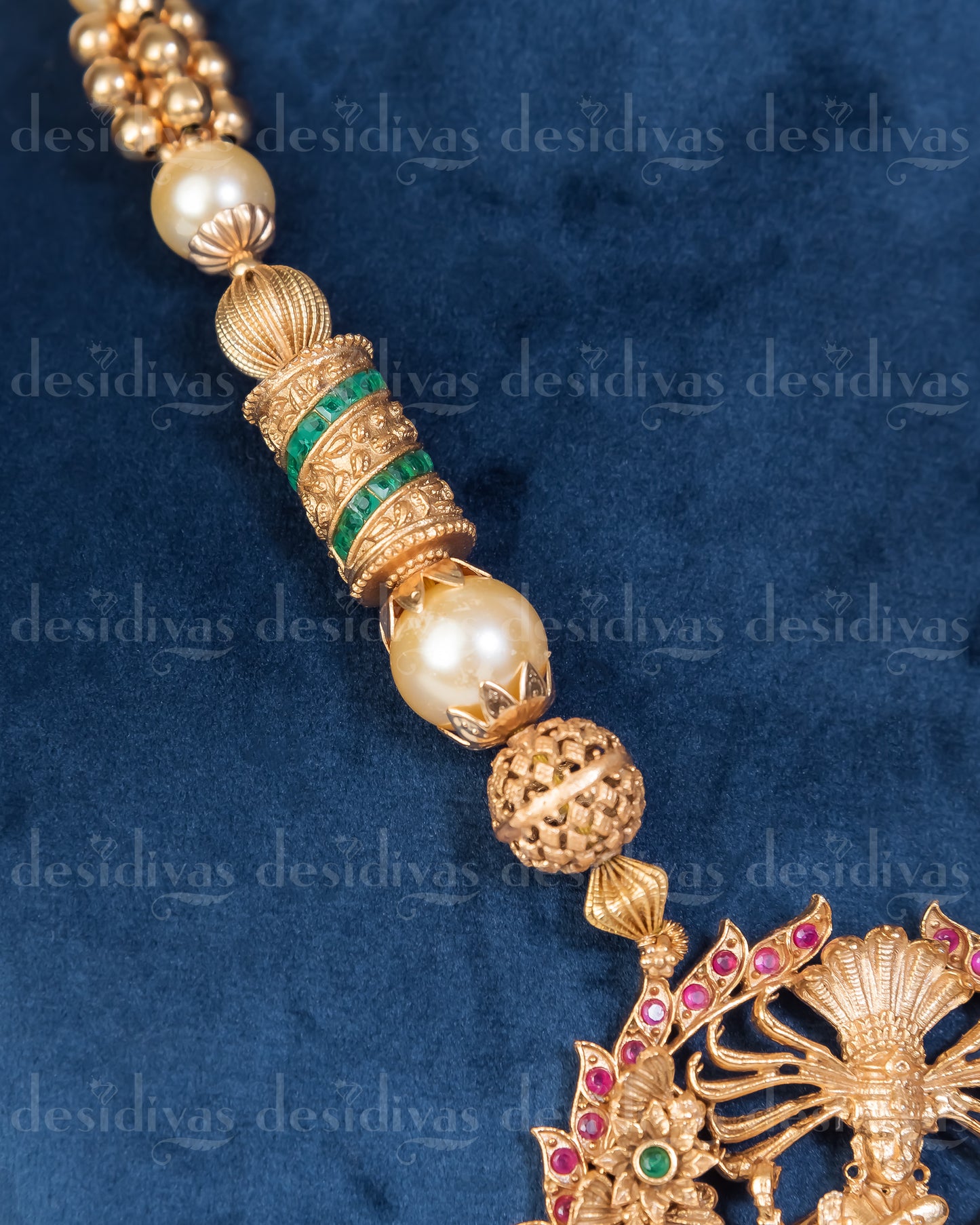 Ethnic Temple Gold Plating Necklace Set