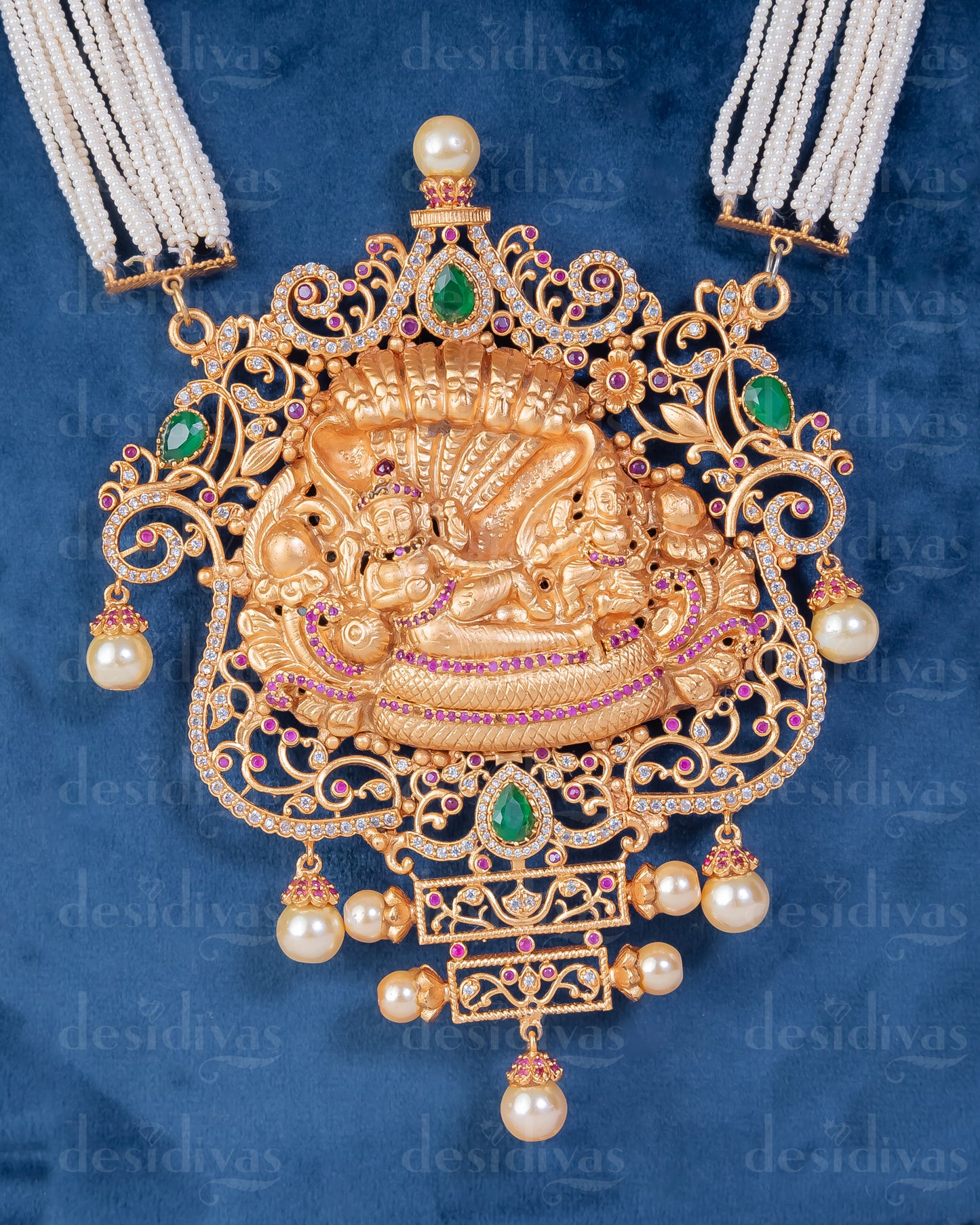 Elegant Lord Vishnu Lakshmi Ji Temple Necklace Set