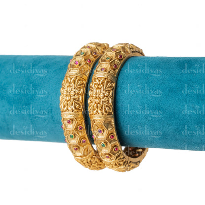 Golden Kundan Openable Bangles