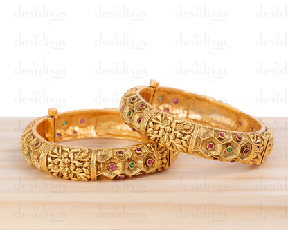 Golden Kundan Openable Bangles