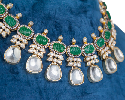 elegant Polki Kundan Chokar Necklace Set with Emeralds