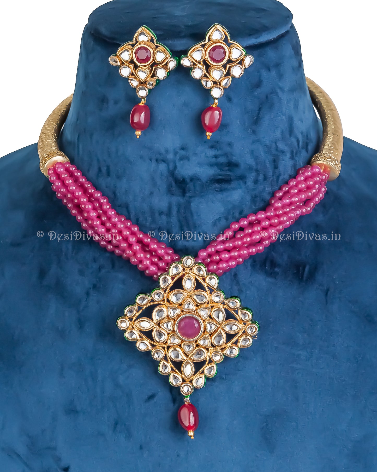 Hasli Style Kundan Necklace Set