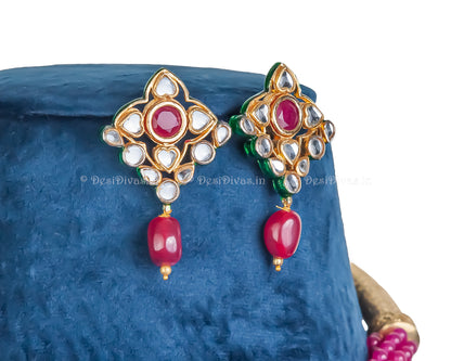 Hasli Style Kundan Necklace Set