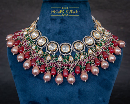 ''GULABOO'' Tyaani Kundan inspired Premium Quality Kundan Polki Necklace set