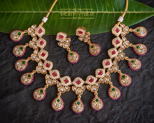 ''Glory'' Tyaani Kundan inspired kundan Polki Necklace set