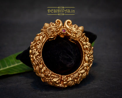 Traditional Padmavati Rajwadi Kada Bangle