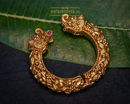 Traditional Padmavati Rajwadi Kada Bangle