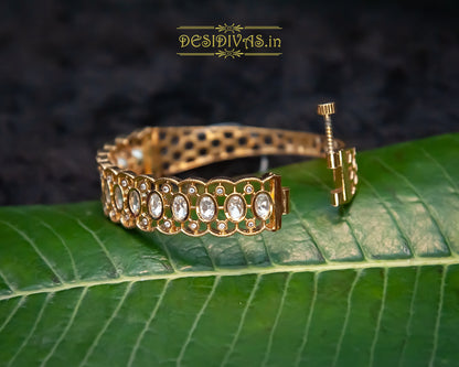 Premium Quality Tyaani inspired Kundan Polki Bracelet