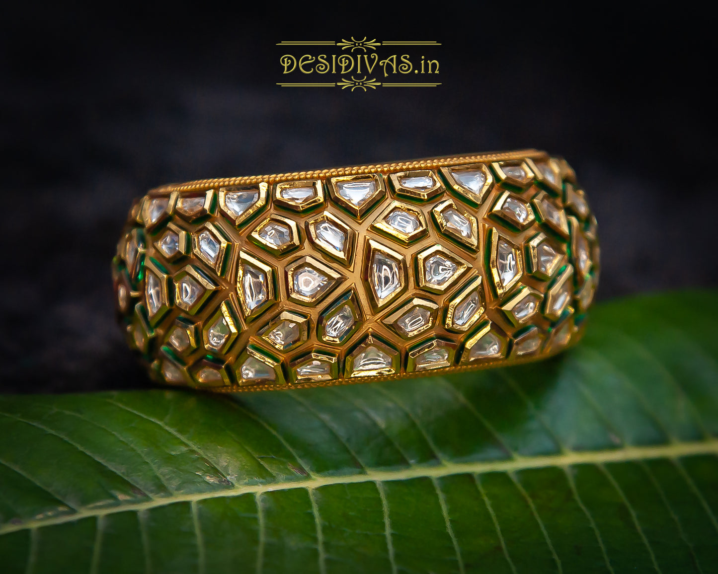 Traditional Padmavati Rajwadi Kundan Kada Bangle