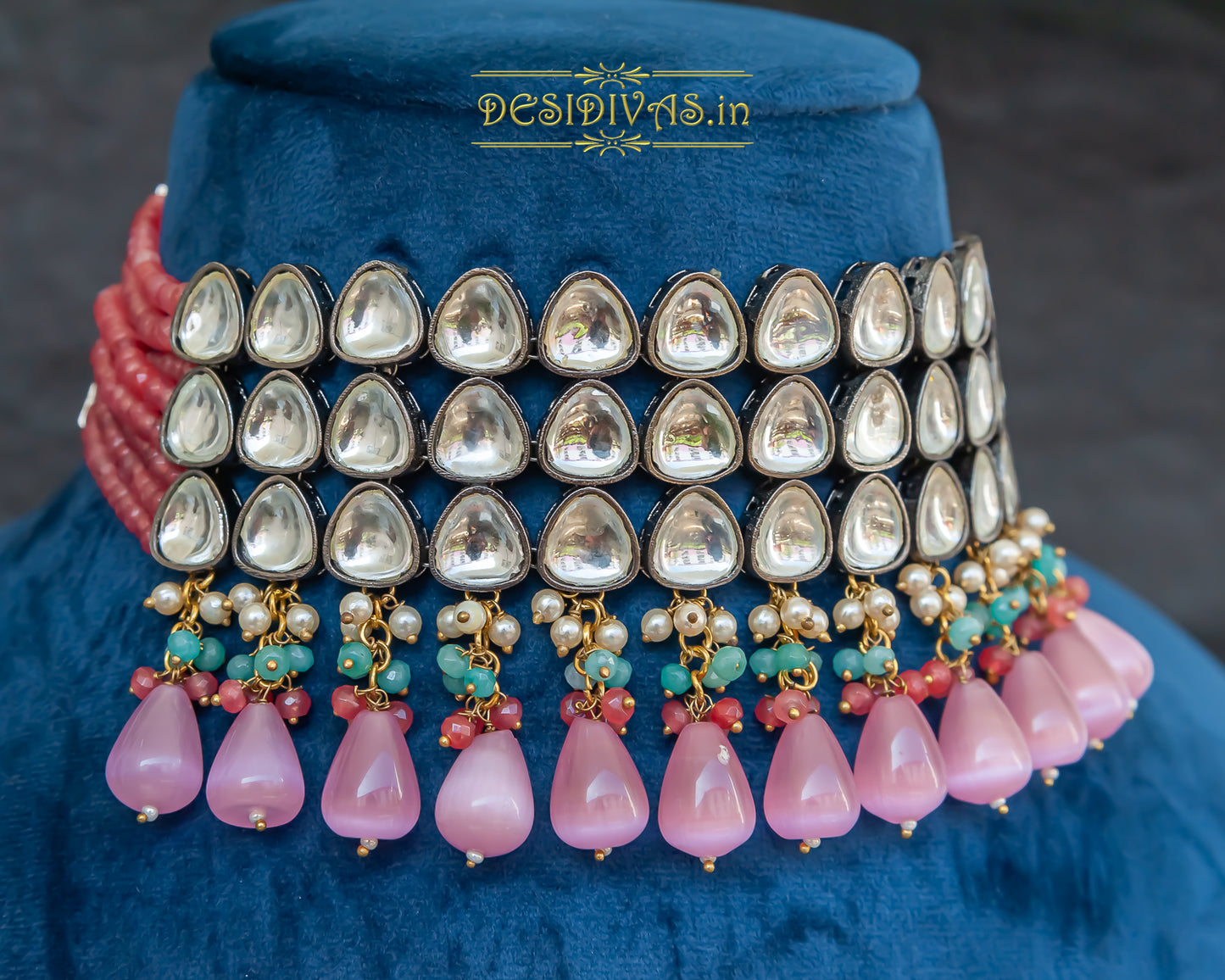 ''TARANUM'' Polki Kundan Chokar Necklace Set