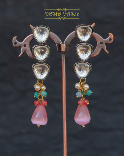 ''TARANUM'' Polki Kundan Chokar Necklace Set