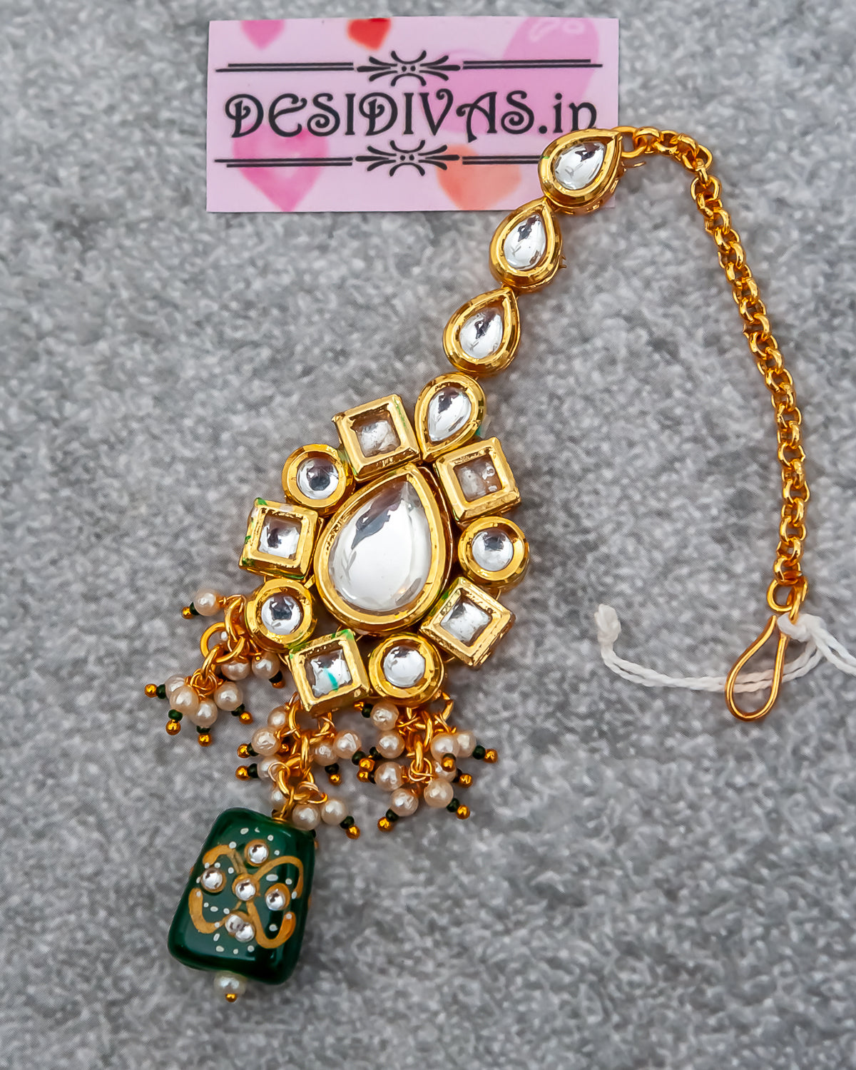 Premium Quality Emerald & Kundan Maang Tikka